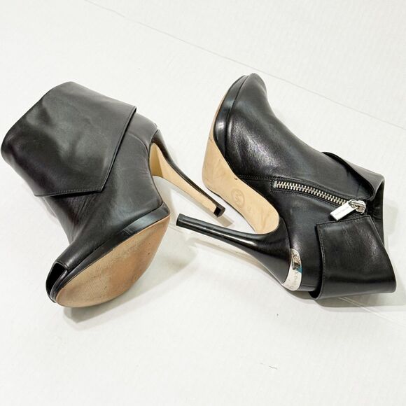 Michael Kors Black Leather Foldover Kendra Open Peep Toe Stiletto Booties 7M - Picture 6 of 12